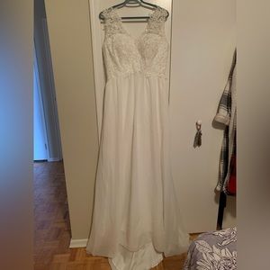 Size 8 wedding dress